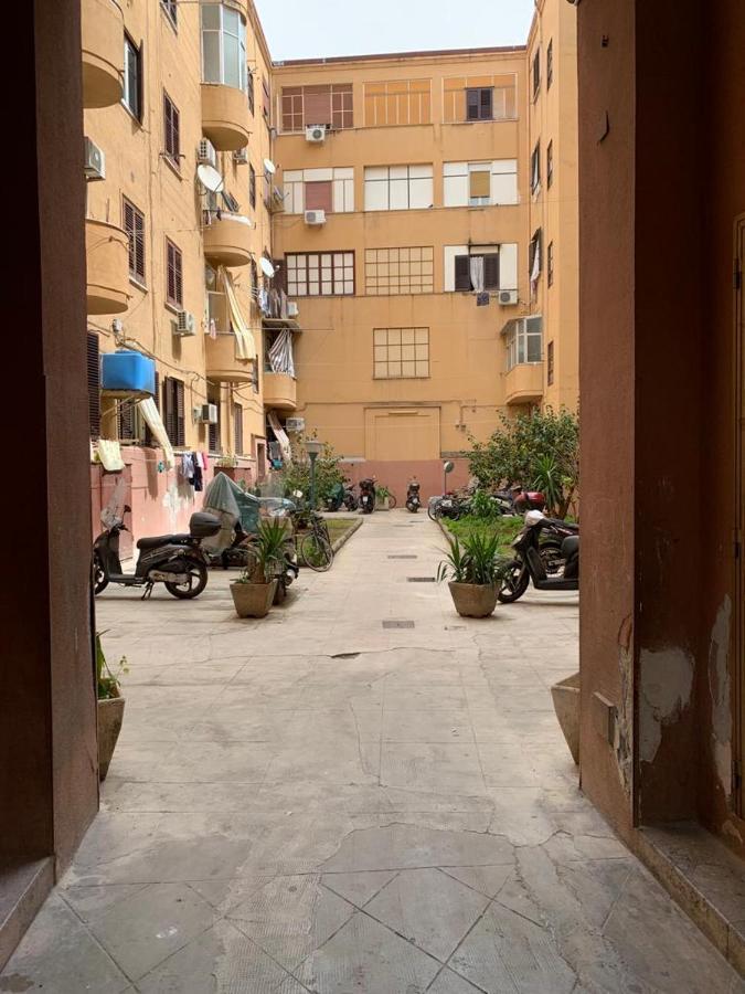 Stanza Privata Dotata Di Tutti I Comfort-Centro Storico Palermo Exterior foto