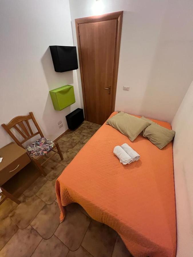 Stanza Privata Dotata Di Tutti I Comfort-Centro Storico Palermo Exterior foto